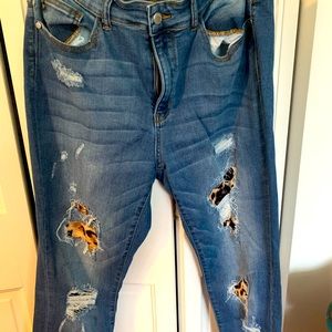 Leopard Judy Blue Jeans